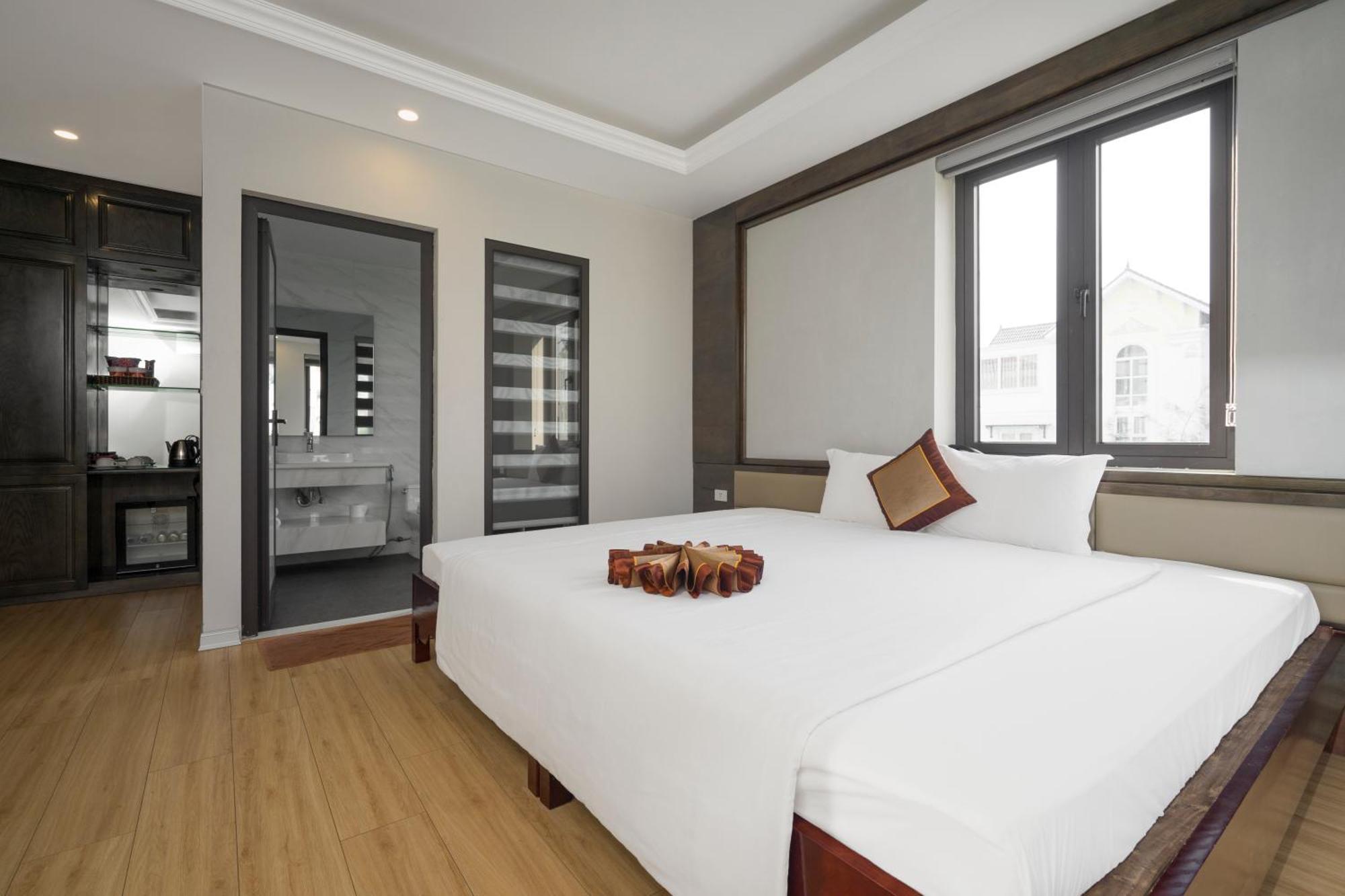 Boston Halong Hotel ฮาลอง ภายนอก รูปภาพ